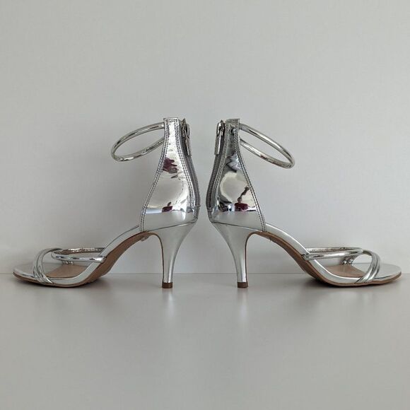 Vince Camuto Silver Metallic High Heels Women's 8 - Picture 6 of 7